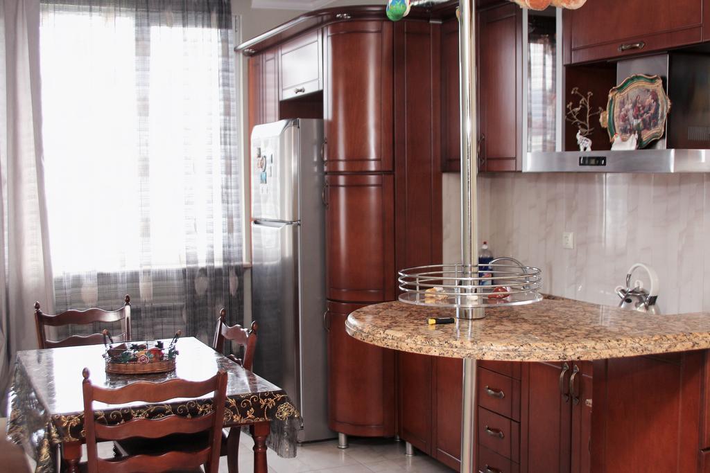 Apartment Rustaveli 57 Batumi Exterior photo