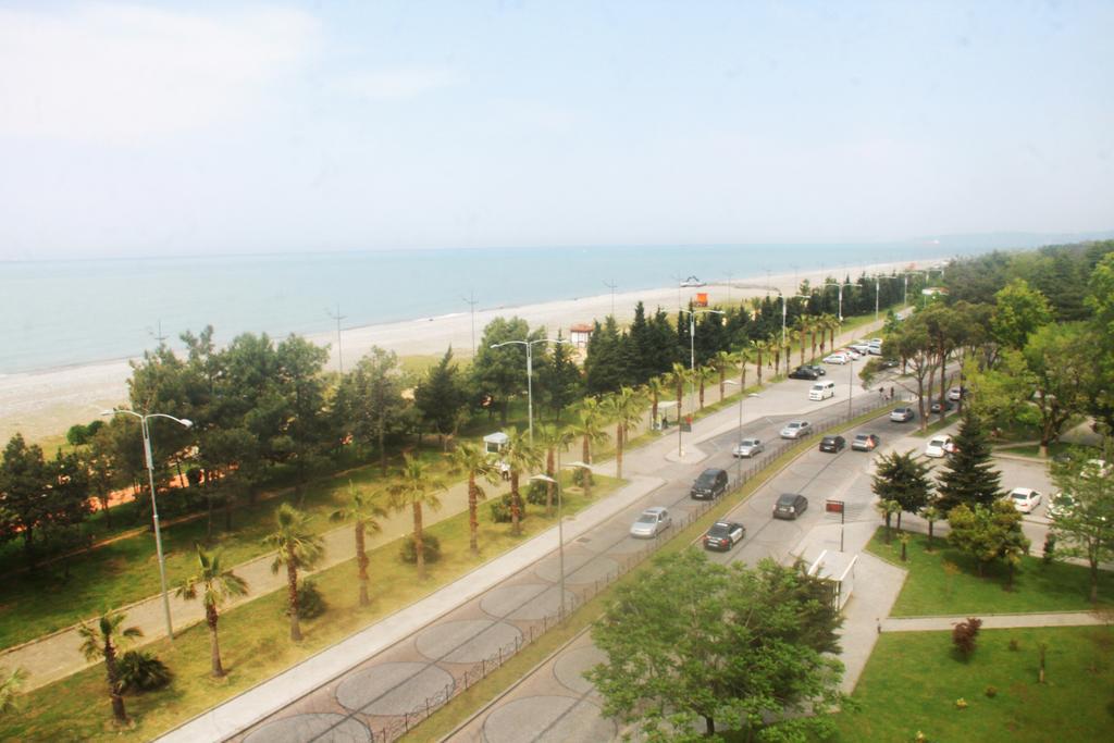 Apartment Rustaveli 57 Batumi Exterior photo